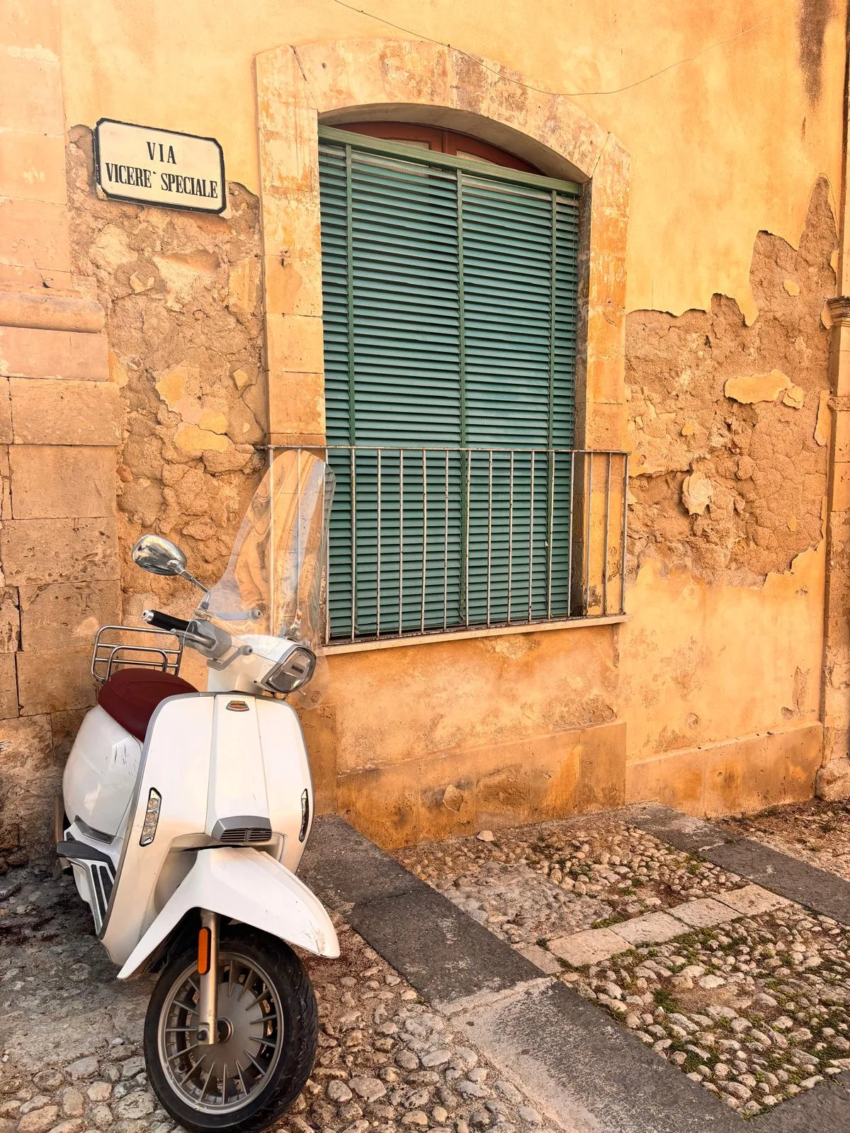 Sicilian Craft Details